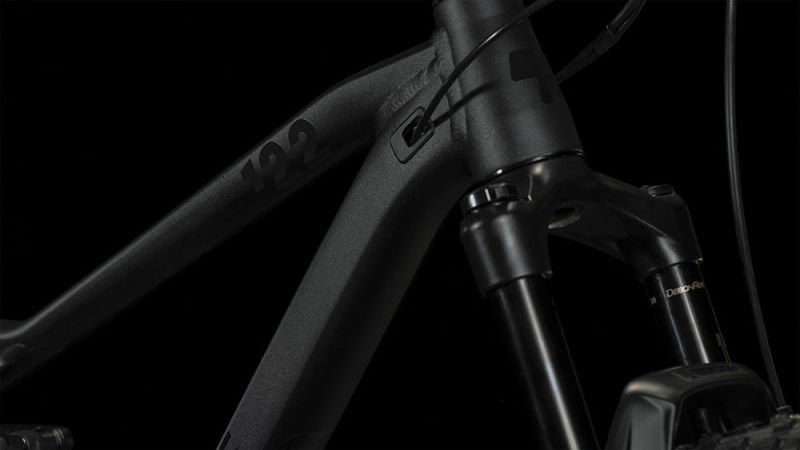 Cube Stereo ONE22 Race black anodized